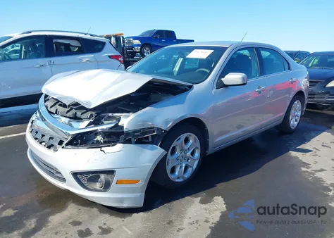 2010 Ford Fusion Se z USA, uszkodzony, nr VIN 3FAHP0HA5AR401823